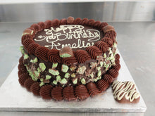 Load image into Gallery viewer, Mint Chocolate Biscuit Cake

