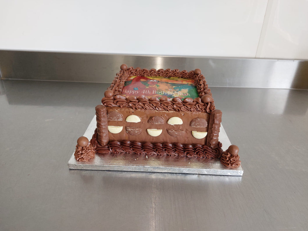 Chocolate Biscuit Cake with buttons- Photo
